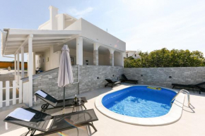 Отель Apartments Banic  Повльян